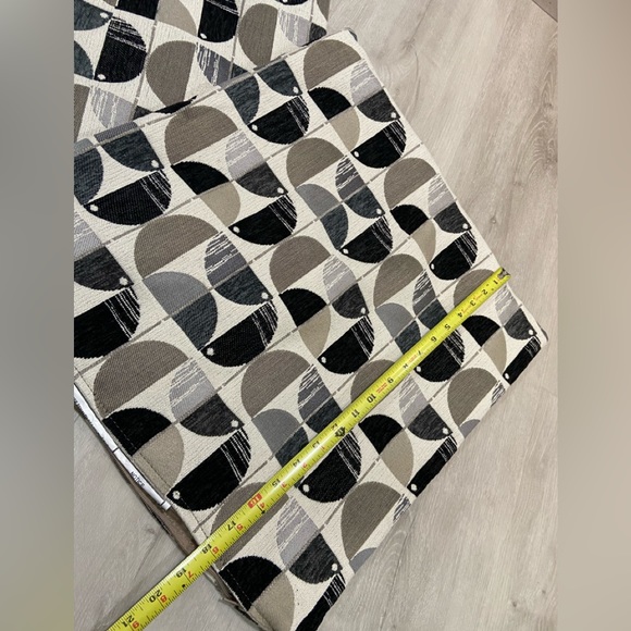 NEW! Pillow Covers Set of Two 18”x18” - Picture 4 of 8